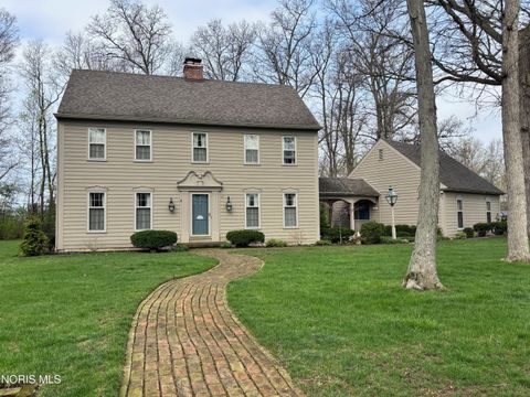 Tiny photo for 77 Back Bay Road, Bowling Green, OH 43402 (MLS # 10006416)