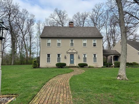 Photo of 77 Back Bay Road, Bowling Green, OH 43402 (MLS # 10006416)