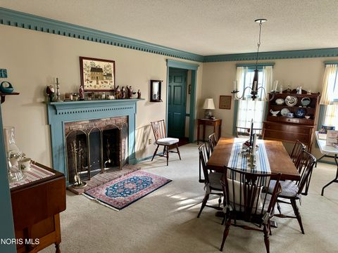 Tiny photo for 77 Back Bay Road, Bowling Green, OH 43402 (MLS # 10006416)