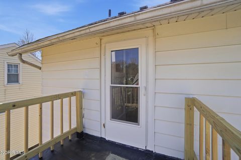 Tiny photo for 2306 Eastbrook Drive, Toledo, OH 43613 (MLS # 10006173)
