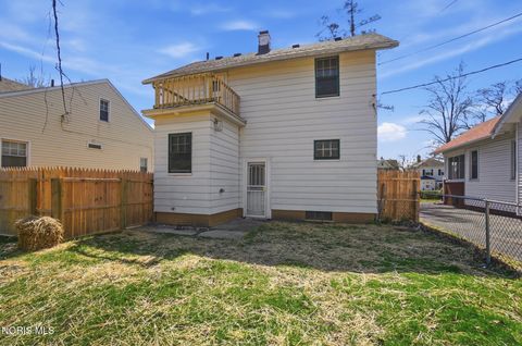 Tiny photo for 2306 Eastbrook Drive, Toledo, OH 43613 (MLS # 10006173)