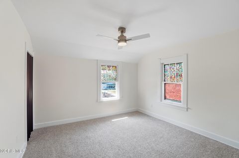 Tiny photo for 2306 Eastbrook Drive, Toledo, OH 43613 (MLS # 10006173)