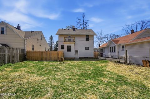 Tiny photo for 2306 Eastbrook Drive, Toledo, OH 43613 (MLS # 10006173)