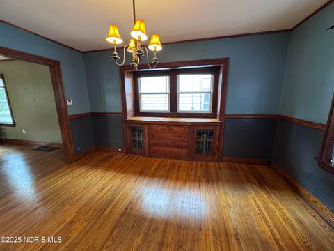 Tiny photo for 3737 Lockwood Avenue, Toledo, OH 43612 (MLS # 10004485)