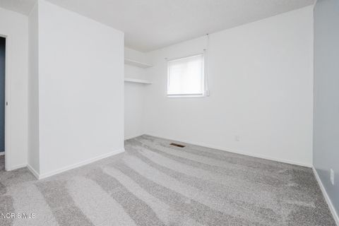 Tiny photo for 1730 Park Street, Findlay, OH 45840 (MLS # 10006649)