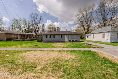Tiny photo for 1730 Park Street, Findlay, OH 45840 (MLS # 10006649)