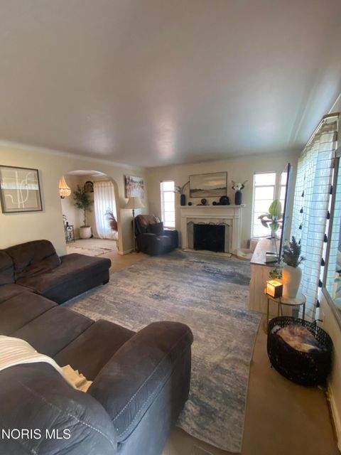 Tiny photo for 2129 Wyndhurst Road, Toledo, OH 43607 (MLS # 10005881)