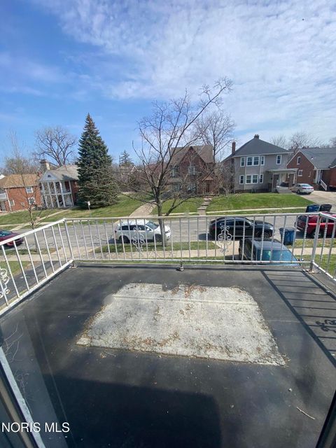 Tiny photo for 2129 Wyndhurst Road, Toledo, OH 43607 (MLS # 10005881)