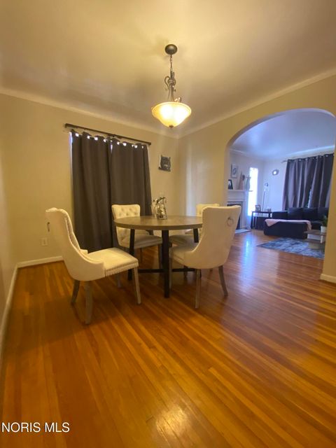 Tiny photo for 2129 Wyndhurst Road, Toledo, OH 43607 (MLS # 10005881)