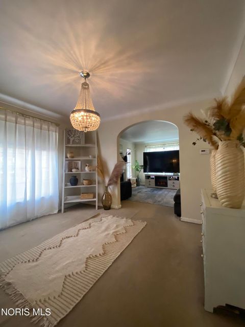 Tiny photo for 2129 Wyndhurst Road, Toledo, OH 43607 (MLS # 10005881)