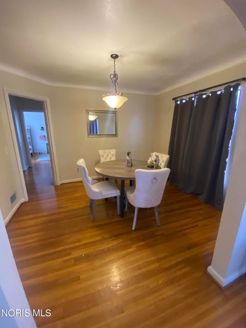 Tiny photo for 2129 Wyndhurst Road, Toledo, OH 43607 (MLS # 10005881)