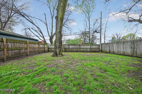 Tiny photo for 3725 Kershaw Avenue, Toledo, OH 43613 (MLS # 10006491)