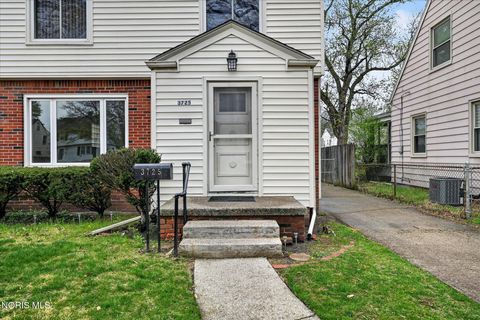 Tiny photo for 3725 Kershaw Avenue, Toledo, OH 43613 (MLS # 10006491)