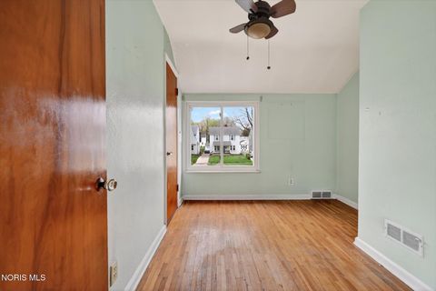 Tiny photo for 3725 Kershaw Avenue, Toledo, OH 43613 (MLS # 10006491)