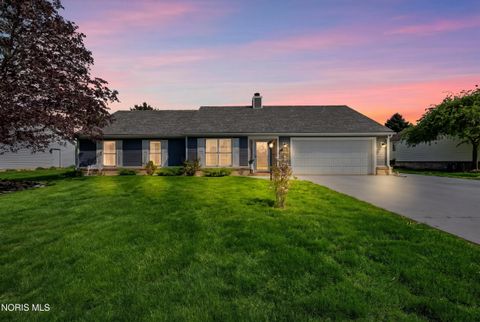 Photo of 23542 E 4th Street, Grand Rapids, OH 43522 (MLS # 10006737)