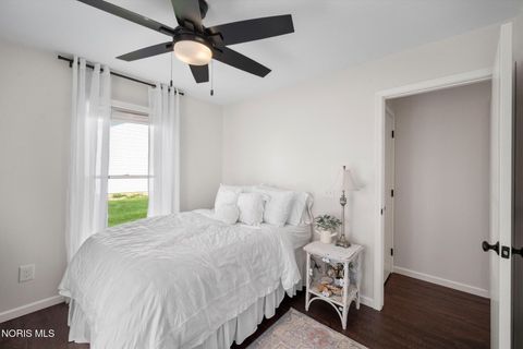 Tiny photo for 23542 E 4th Street, Grand Rapids, OH 43522 (MLS # 10006737)