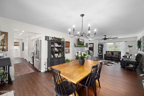 Tiny photo for 23542 E 4th Street, Grand Rapids, OH 43522 (MLS # 10006737)