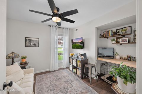 Tiny photo for 23542 E 4th Street, Grand Rapids, OH 43522 (MLS # 10006737)