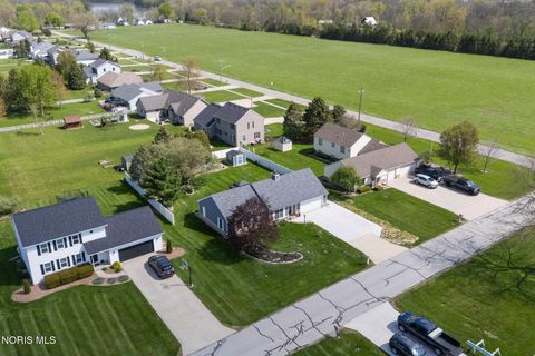 Tiny photo for 23542 E 4th Street, Grand Rapids, OH 43522 (MLS # 10006737)