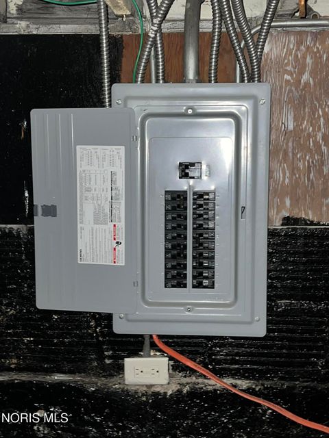 Tiny photo for 3729 Hazelhurst Avenue, Toledo, OH 43612 (MLS # 10006382)