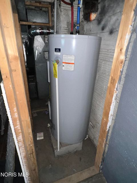 Tiny photo for 3729 Hazelhurst Avenue, Toledo, OH 43612 (MLS # 10006382)