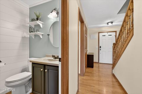 Tiny photo for 1106 Springcrest Drive, Waterville, OH 43566 (MLS # 10008771)