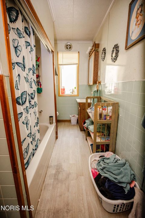 Tiny photo for 415 Platt Street, Toledo, OH 43605 (MLS # 10009628)
