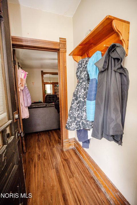 Tiny photo for 415 Platt Street, Toledo, OH 43605 (MLS # 10009628)