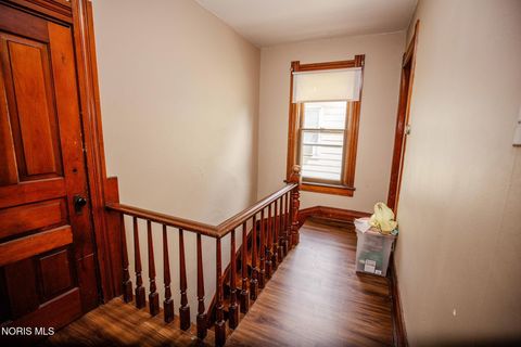 Tiny photo for 415 Platt Street, Toledo, OH 43605 (MLS # 10009628)