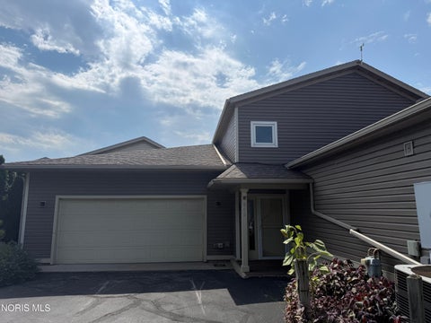 Tiny photo for 846 Miami Street # 6, Toledo, OH 43605 (MLS # 10012755)