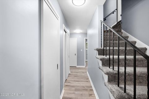 Tiny photo for 4906 Pine Ridge Road, Toledo, OH 43615 (MLS # 10001829)