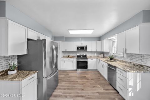 Tiny photo for 4906 Pine Ridge Road, Toledo, OH 43615 (MLS # 10001829)