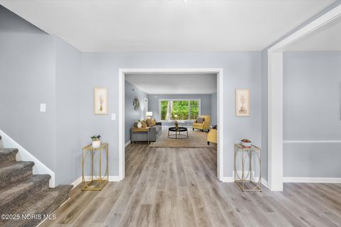 Tiny photo for 4906 Pine Ridge Road, Toledo, OH 43615 (MLS # 10001829)