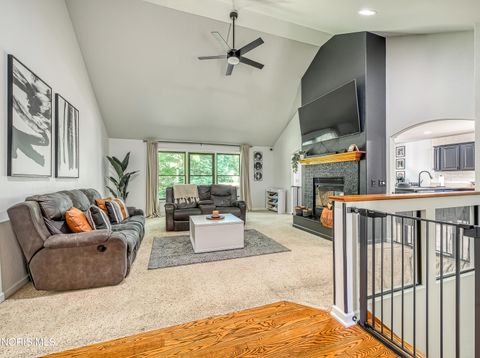 Tiny photo for 626 Whisperwood Parkway, Holland, OH 43528 (MLS # 10008157)