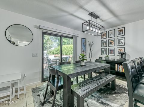 Tiny photo for 626 Whisperwood Parkway, Holland, OH 43528 (MLS # 10008157)
