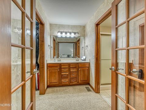 Tiny photo for 626 Whisperwood Parkway, Holland, OH 43528 (MLS # 10008157)