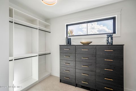 Tiny photo for 9304 Bowman Farms Lane, Sylvania, OH 43560 (MLS # 10000680)