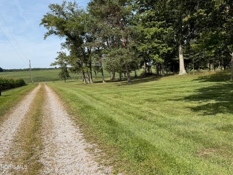 Tiny photo for 3135 Rosedale Road, Edgerton, OH 43517 (MLS # 10013415)