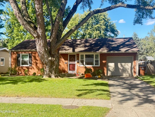 828 CHERRY LN, WATERVILLE, OH 43566 - Image 5c09eb73f46799fcc4d2d0ea1d99a51f/1381267015