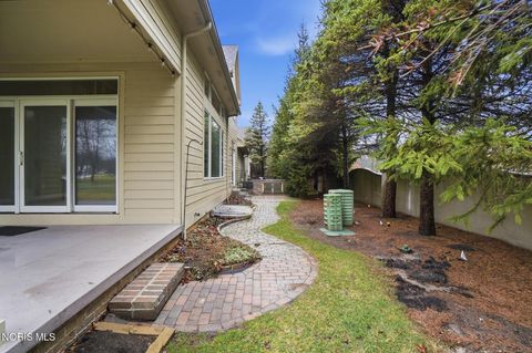 Tiny photo for 139 Pine Valley Road, Holland, OH 43528 (MLS # 10004955)