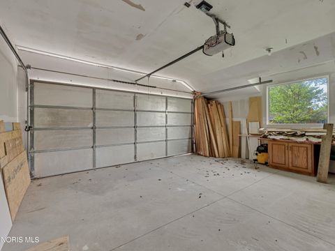 Tiny photo for 202 Fenway Drive, Lima, OH 45804 (MLS # 10007002)