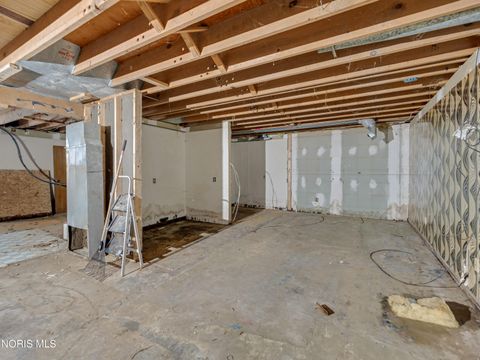 Tiny photo for 202 Fenway Drive, Lima, OH 45804 (MLS # 10007002)