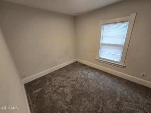 Tiny photo for 1318 N Superior Street, Toledo, OH 43604 (MLS # 10006600)