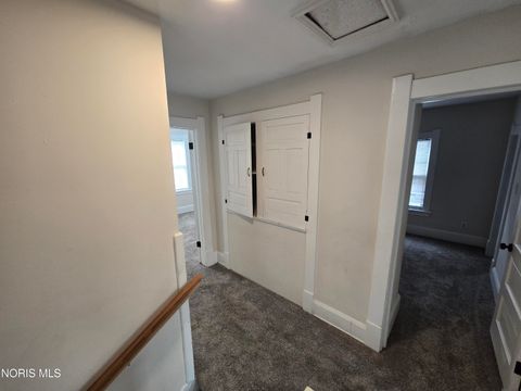 Tiny photo for 1318 N Superior Street, Toledo, OH 43604 (MLS # 10006600)