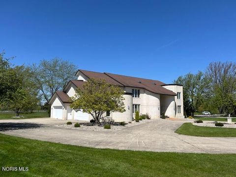 Tiny photo for 322 Dublin Lane, Bryan, OH 43506 (MLS # 10007240)