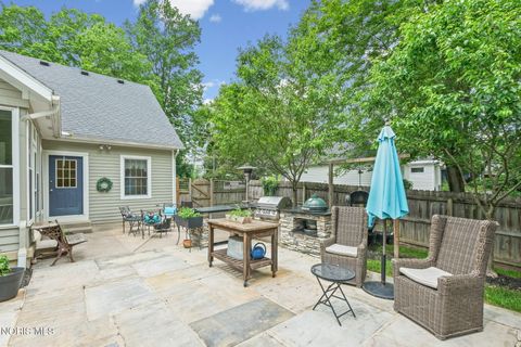 Tiny photo for 29036 E River Road, Perrysburg, OH 43551 (MLS # 10008400)
