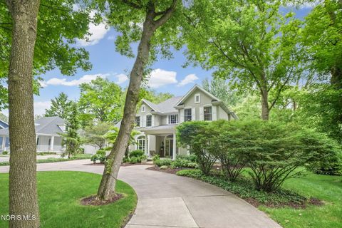 Tiny photo for 29036 E River Road, Perrysburg, OH 43551 (MLS # 10008400)