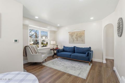 Tiny photo for 2663 Tully Avenue, Toledo, OH 43614 (MLS # 10004670)