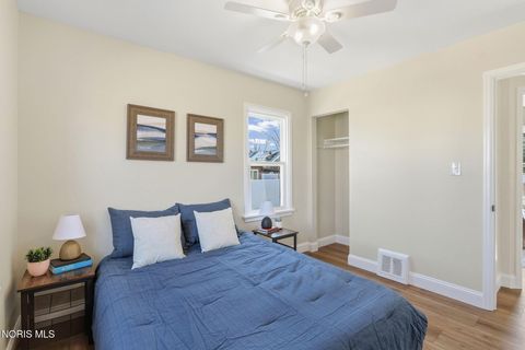 Tiny photo for 2663 Tully Avenue, Toledo, OH 43614 (MLS # 10004670)