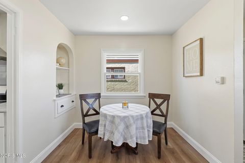 Tiny photo for 2663 Tully Avenue, Toledo, OH 43614 (MLS # 10004670)